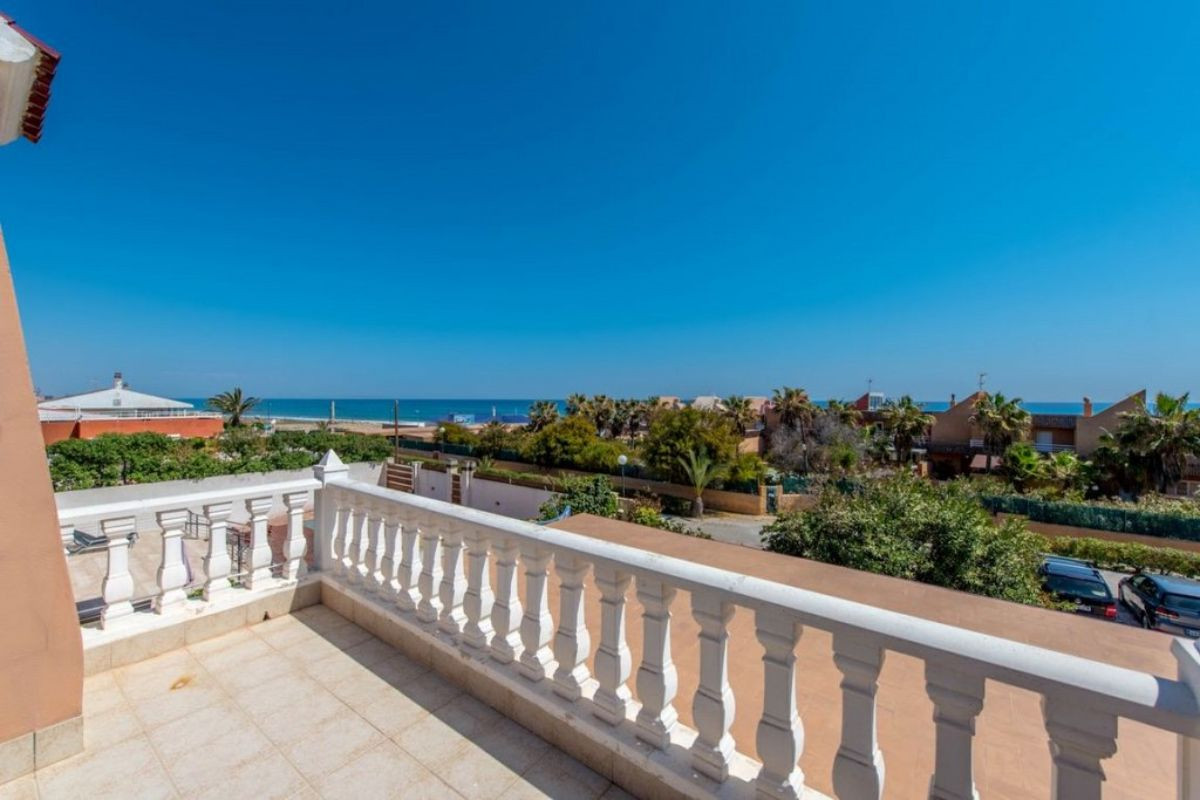 6 Bed Townhouse for sale in La Mata Costa Blanca, Alicante, Spain