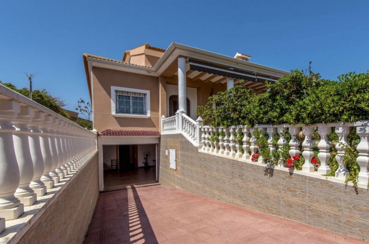 6 Bed Townhouse for sale in La Mata Costa Blanca, Alicante, Spain