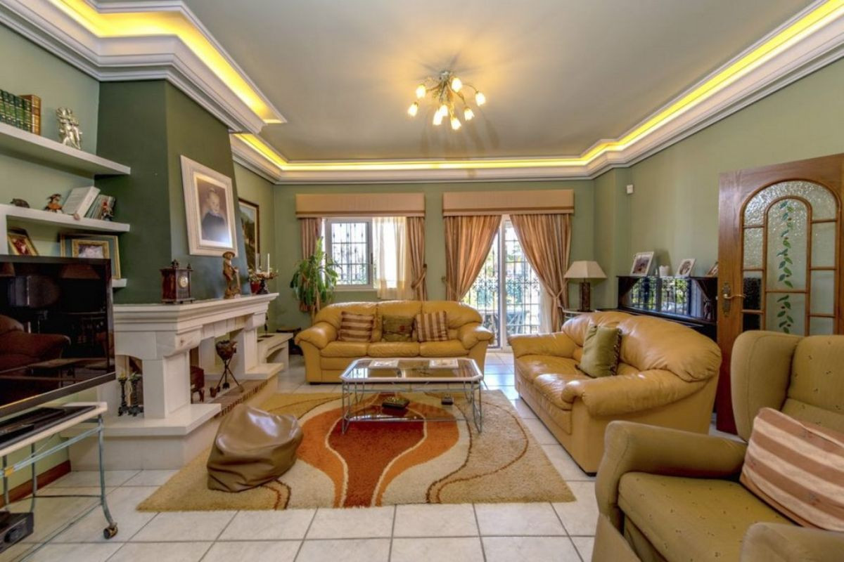 6 Bed Townhouse for sale in La Mata Costa Blanca, Alicante, Spain
