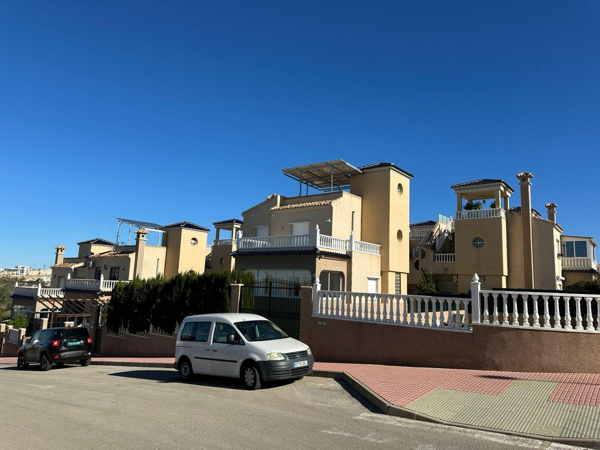 Se vende Adosada de 4 dormitorios en Costa Blanca, Alicante, España