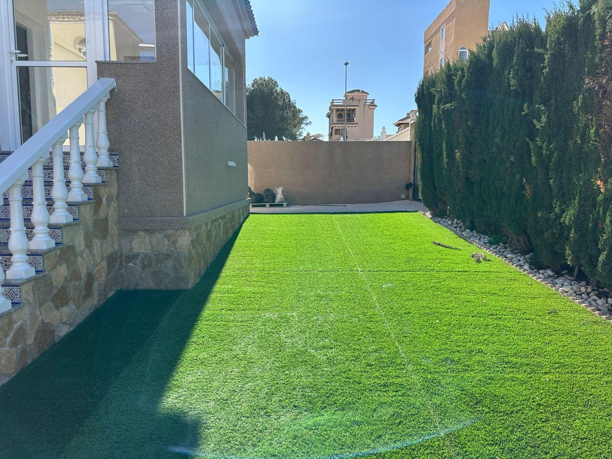 Se vende Adosada de 4 dormitorios en Costa Blanca, Alicante, España