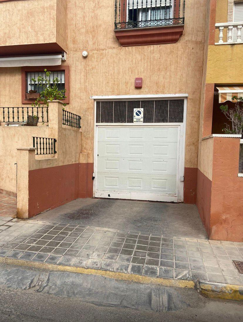 Se vende Adosada de 3 dormitorios en Costa Blanca, Alicante, España