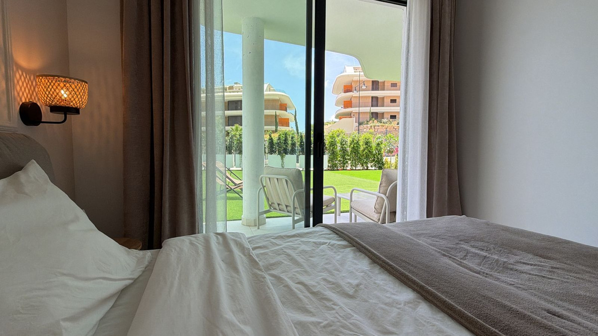 2 Bed Apartment for sale in Fuengirola Costa Del Sol, Málaga, Spain