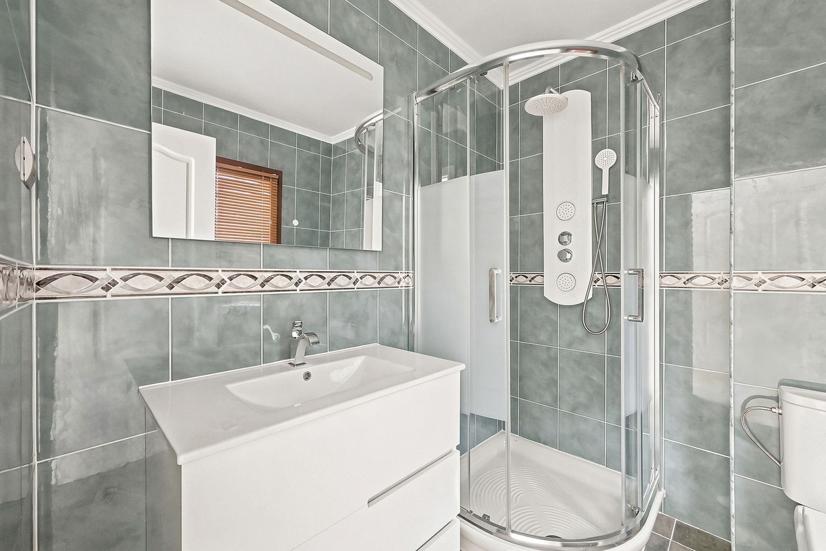 4 Bed Townhouse for sale in Hacienda Las Chapas Costa Del Sol, Málaga, Spain