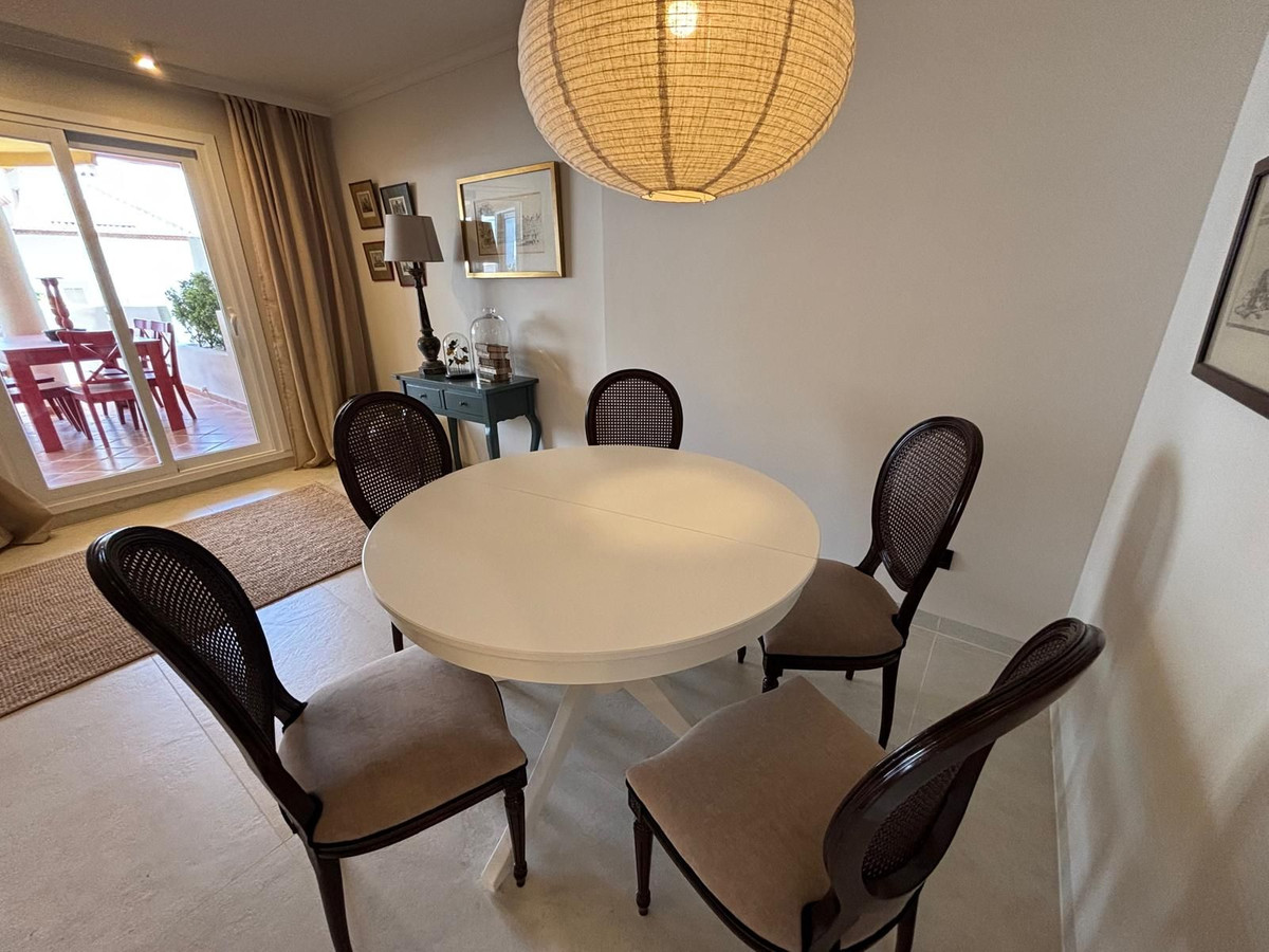 3 Bed Apartment for sale in Aloha Costa Del Sol, Málaga, Spain
