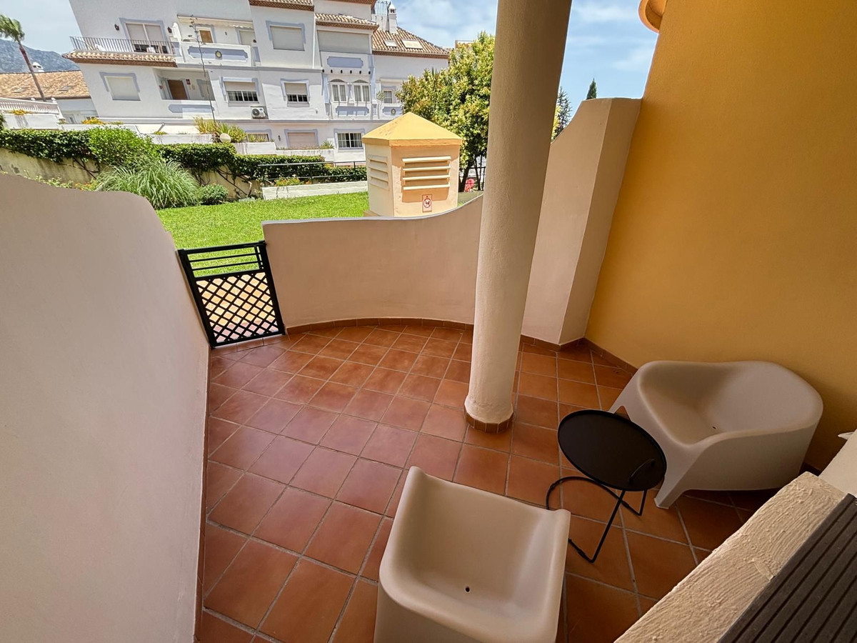 3 Bed Apartment for sale in Aloha Costa Del Sol, Málaga, Spain