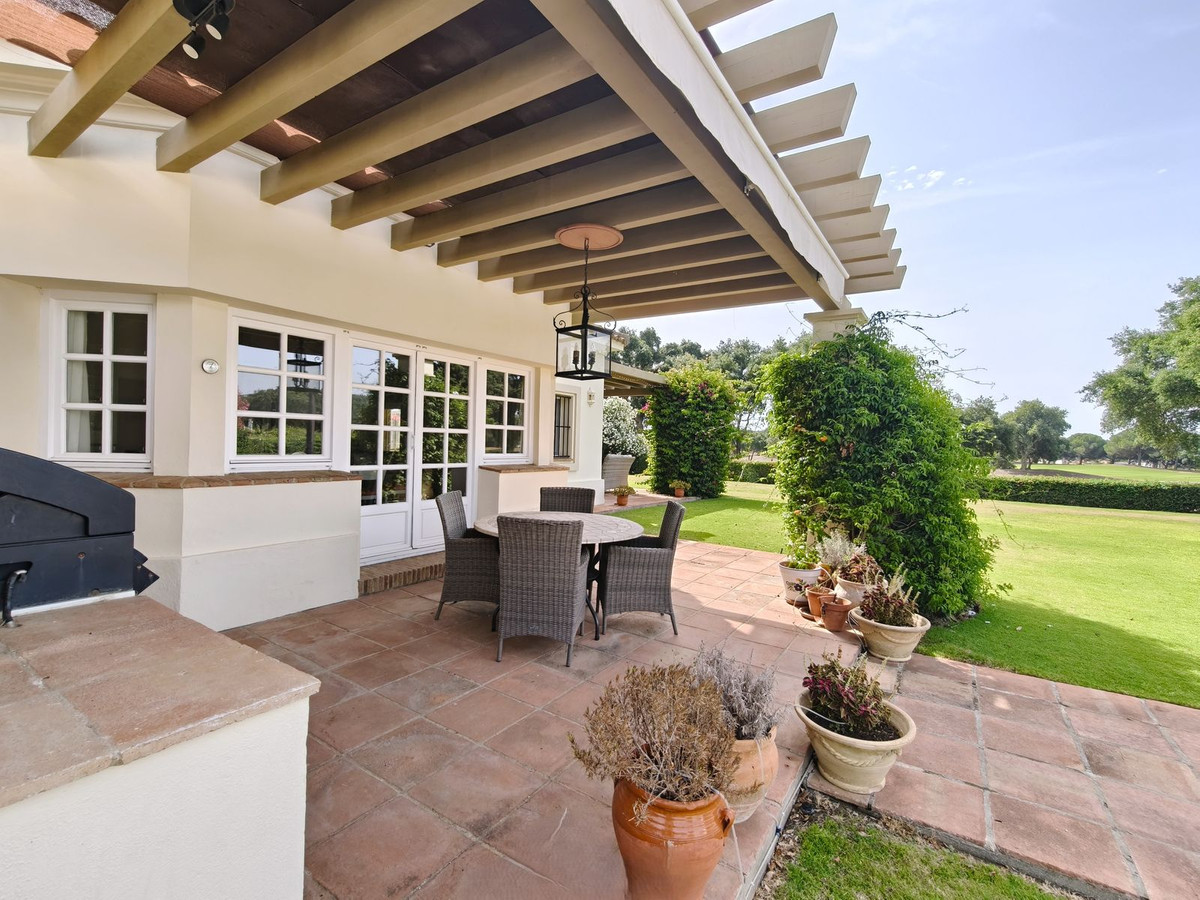 5 Bed Townhouse for sale in San Roque Club Costa Del Sol, Cádiz, Spain