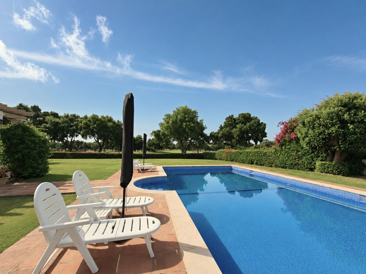 5 Bed Townhouse for sale in San Roque Club Costa Del Sol, Cádiz, Spain
