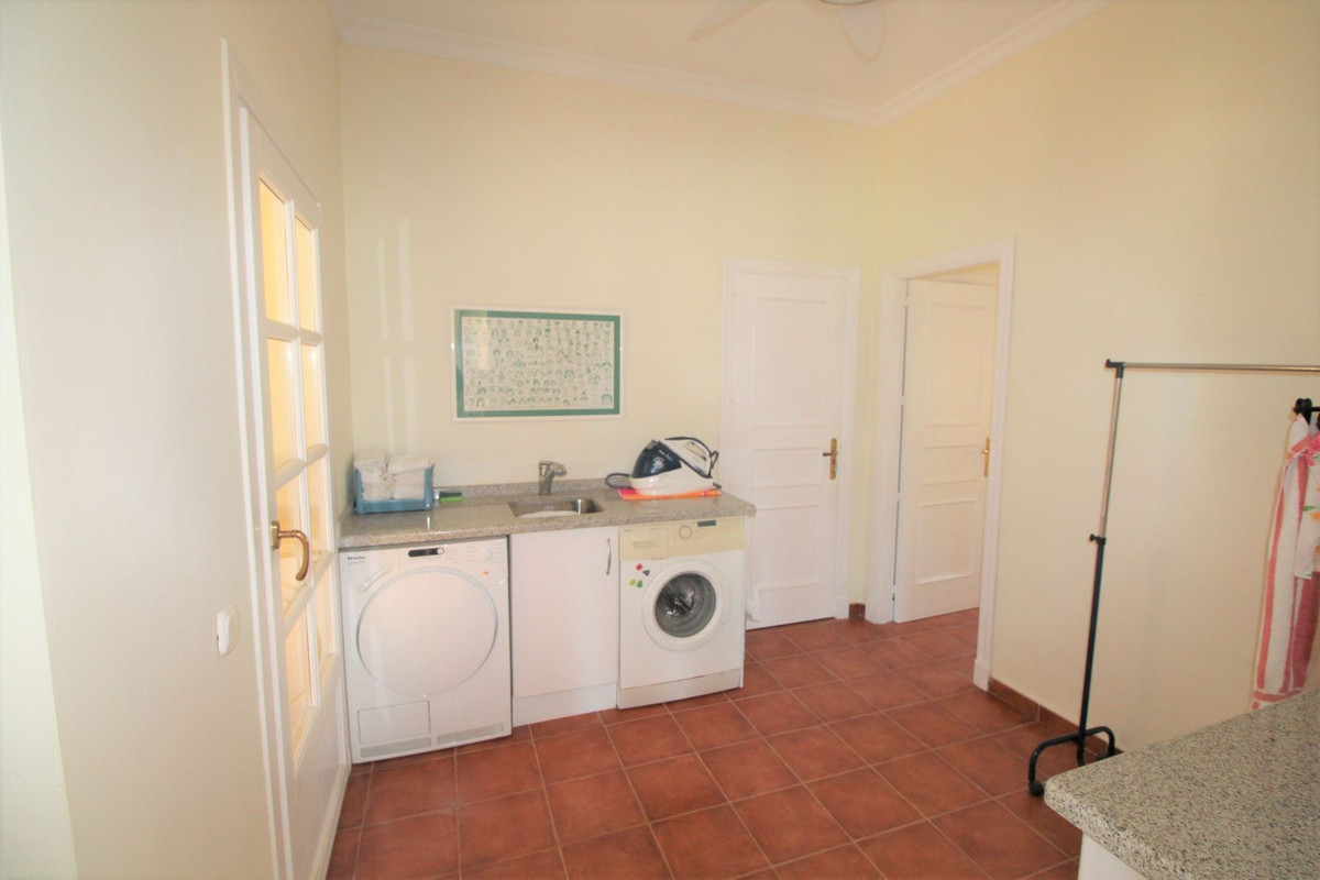 5 Bed Townhouse for sale in San Roque Club Costa Del Sol, Cádiz, Spain