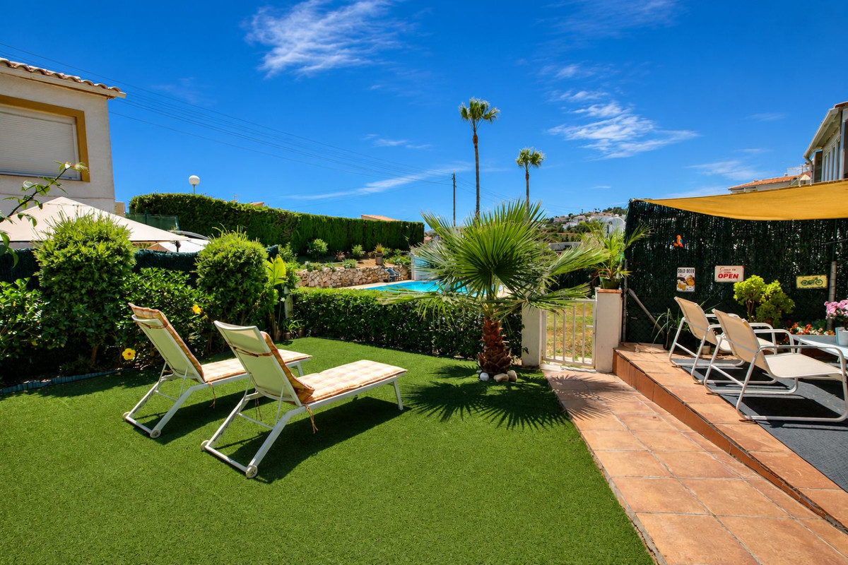 Se vende Villa - Chalet de 2 dormitorios en Costa Del Sol, Málaga, España