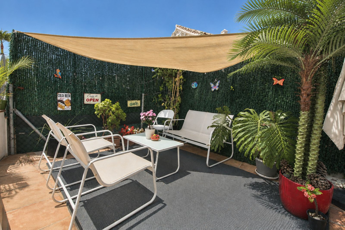 Se vende Villa - Chalet de 2 dormitorios en Costa Del Sol, Málaga, España