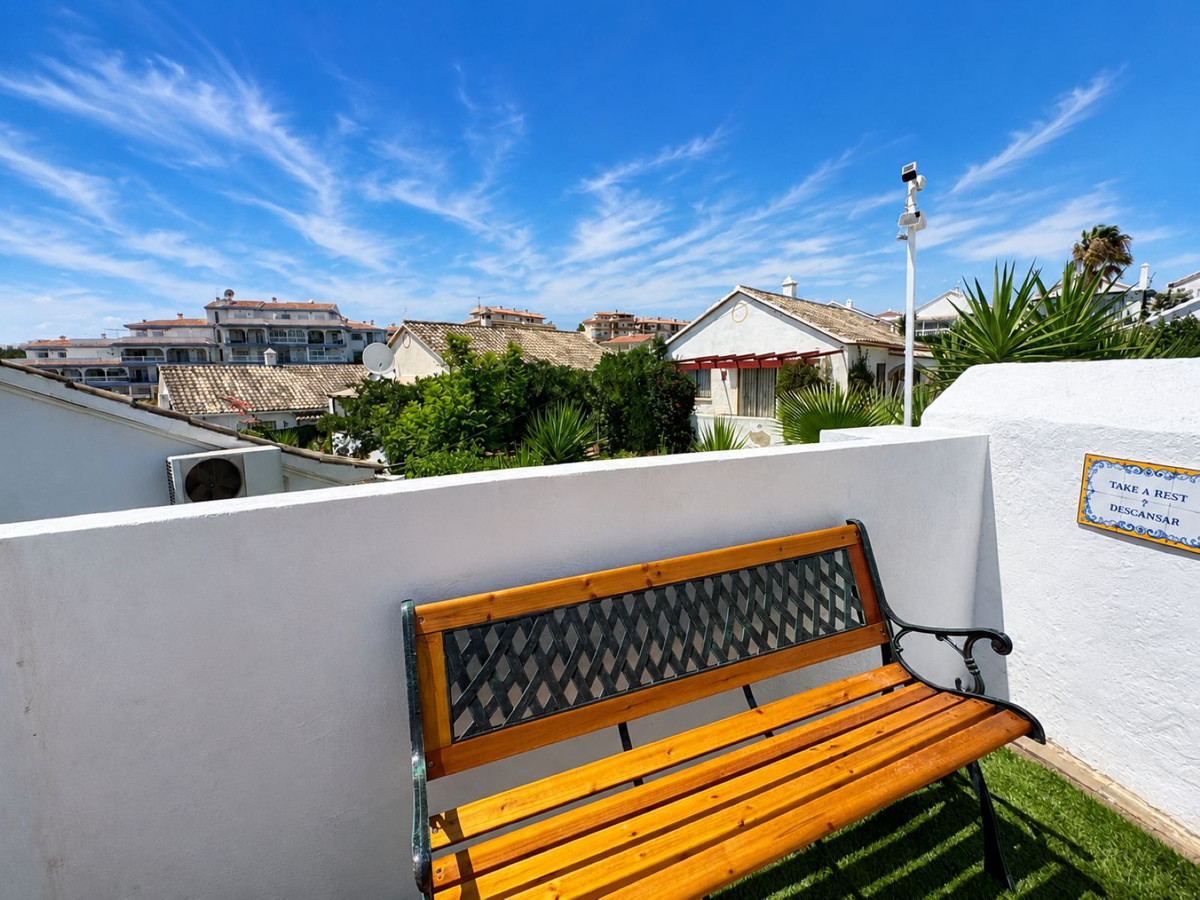 Se vende Villa - Chalet de 2 dormitorios en Costa Del Sol, Málaga, España