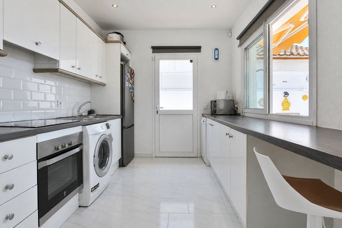 Se vende Villa - Chalet de 2 dormitorios en Costa Del Sol, Málaga, España