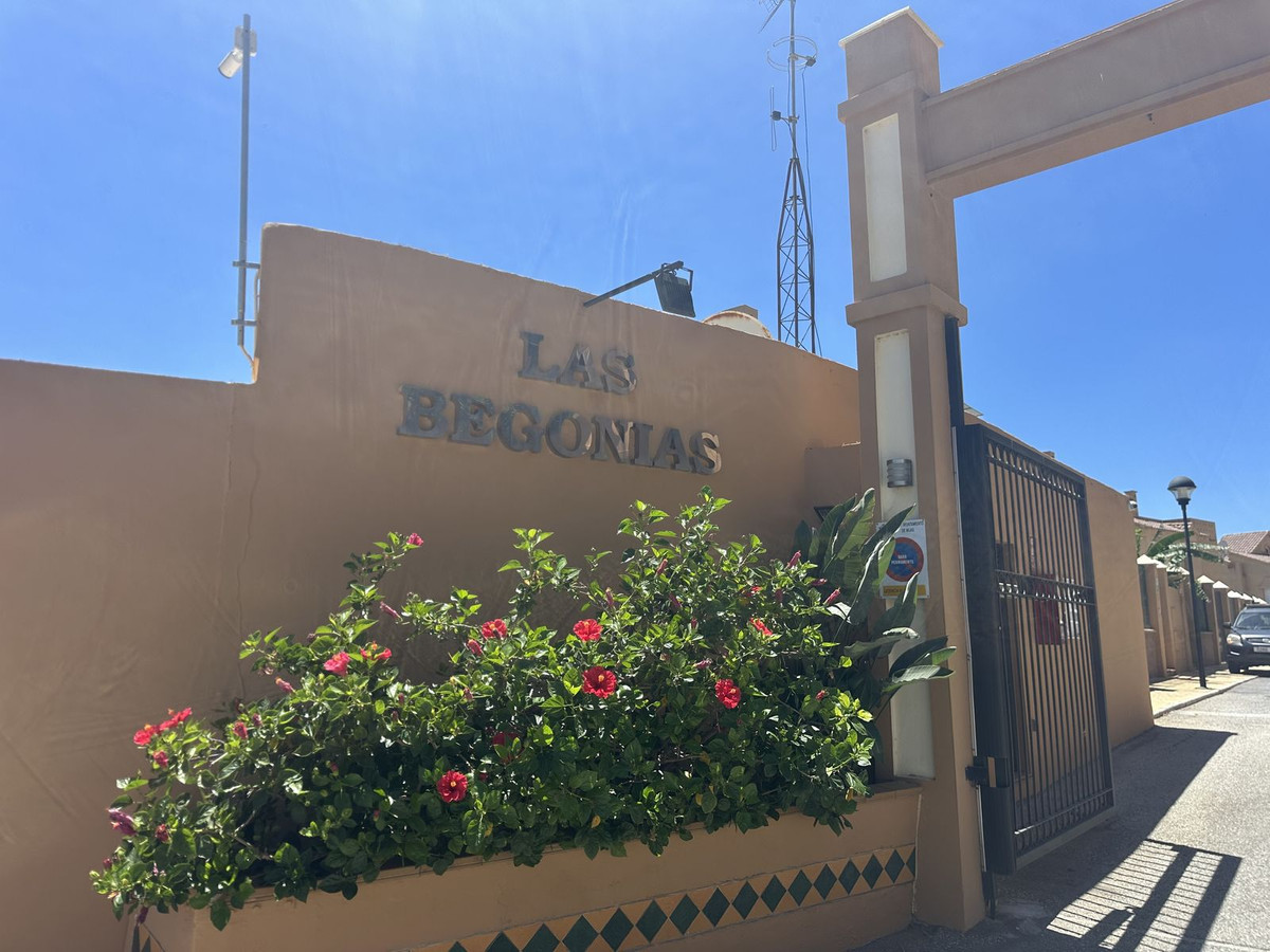 4 Bed Townhouse for sale in Riviera Del Sol Costa Del Sol, Málaga, Spain