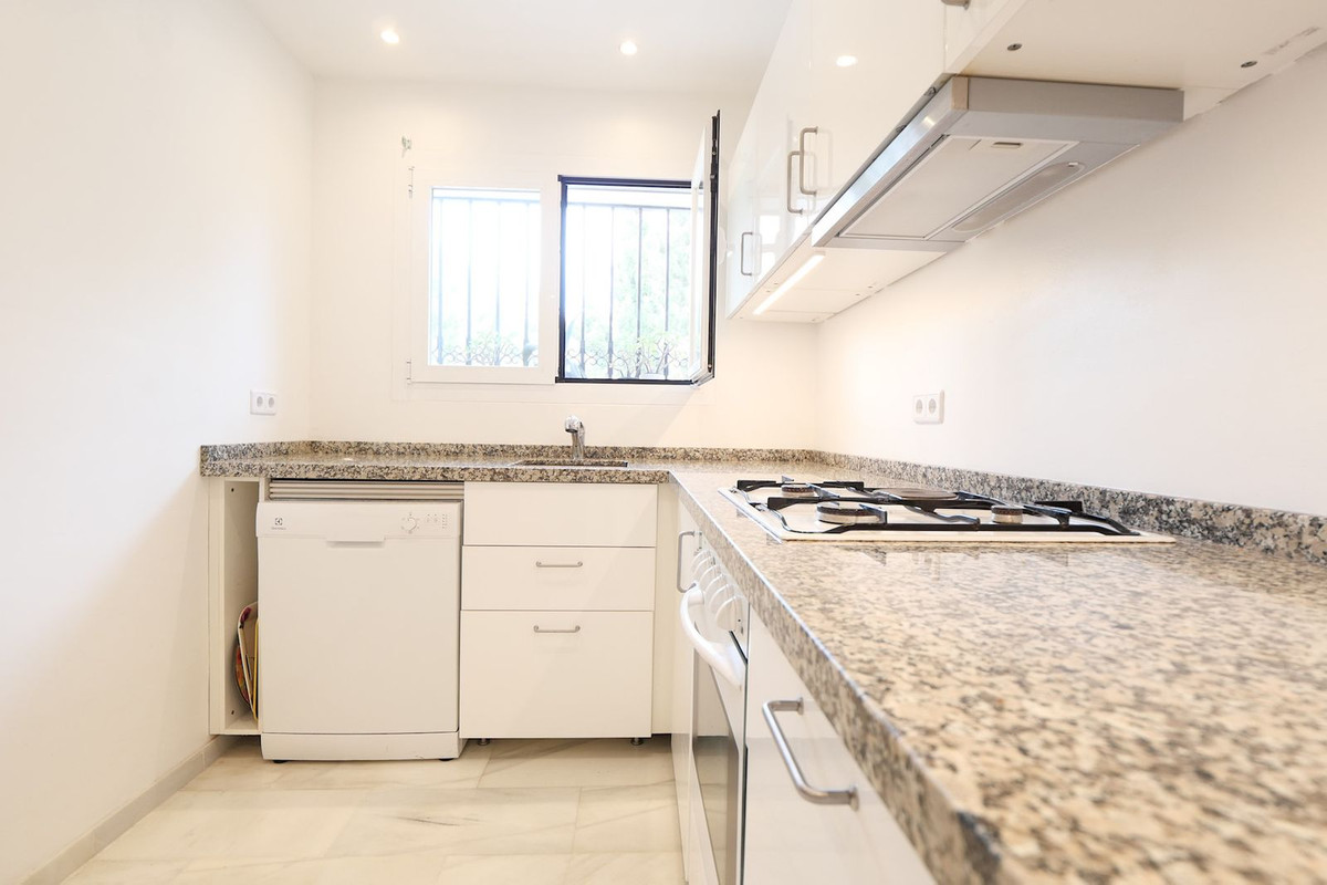 3 Bed Townhouse for sale in Cabopino Costa Del Sol, Málaga, Spain