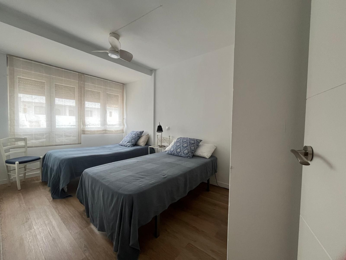 3 Bed Apartment for sale in Estepona Costa Del Sol, Málaga, Spain