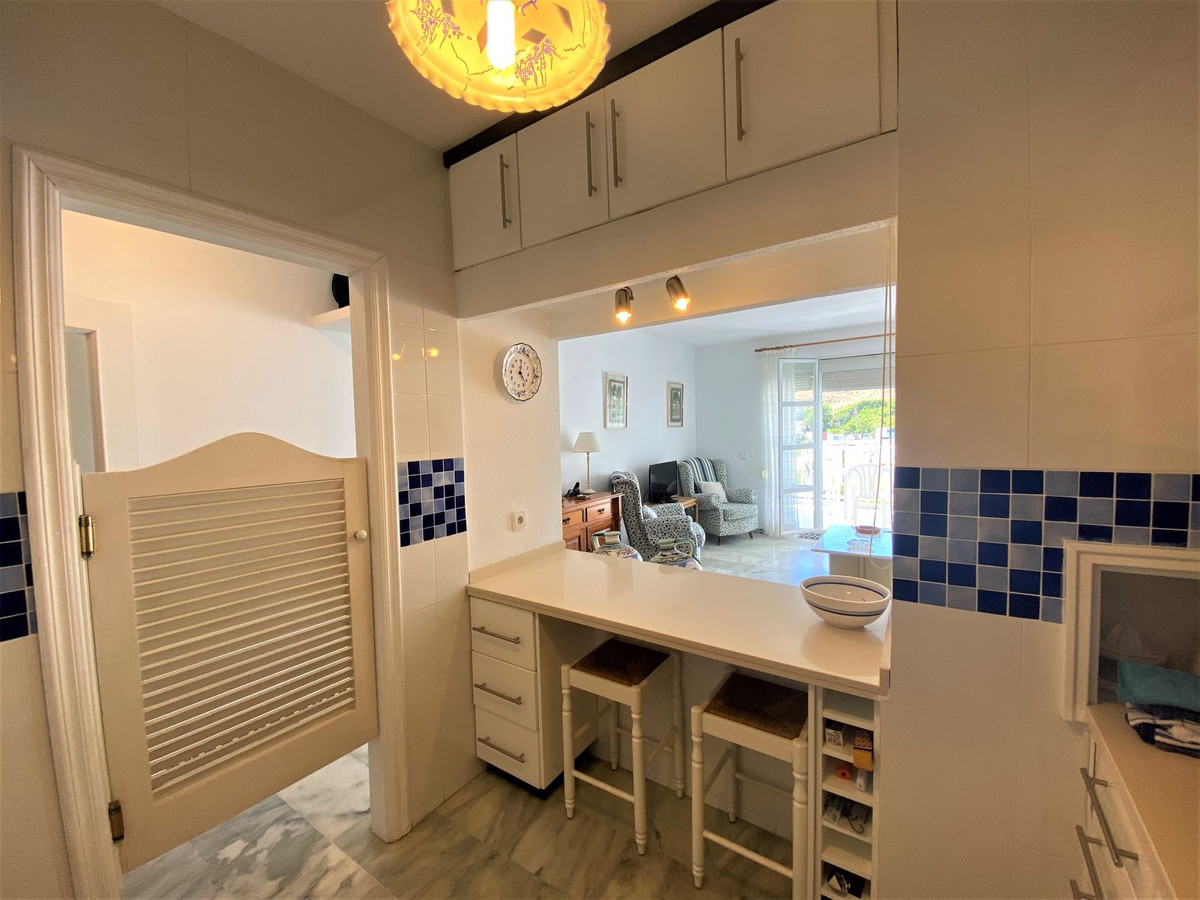 3 Bed Apartment for sale in Fuengirola Costa Del Sol, Málaga, Spain