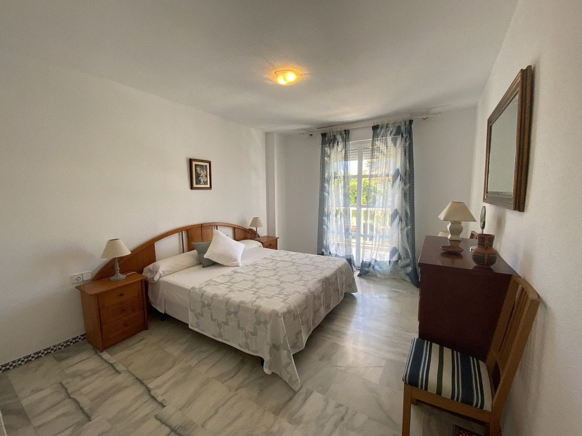3 Bed Apartment for sale in Fuengirola Costa Del Sol, Málaga, Spain
