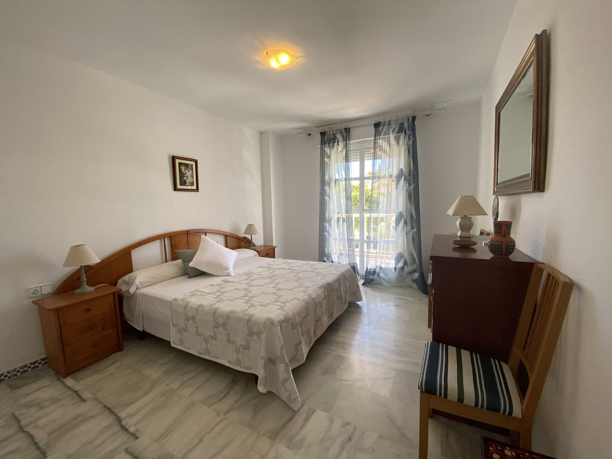 3 Bed Apartment for sale in Fuengirola Costa Del Sol, Málaga, Spain