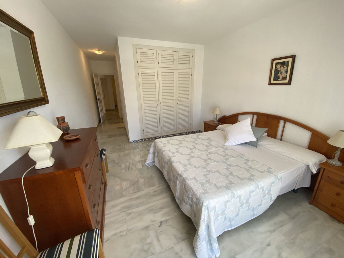 3 Bed Apartment for sale in Fuengirola Costa Del Sol, Málaga, Spain