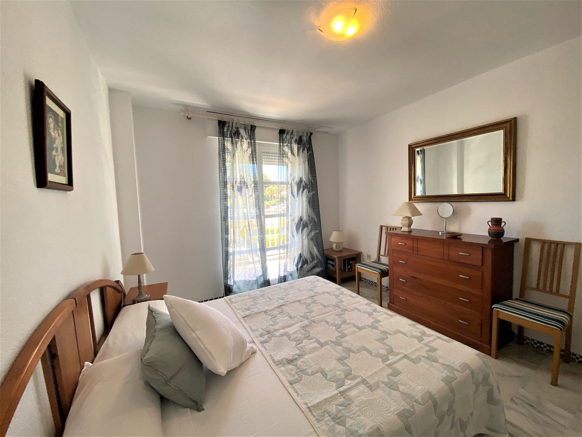 3 Bed Apartment for sale in Fuengirola Costa Del Sol, Málaga, Spain