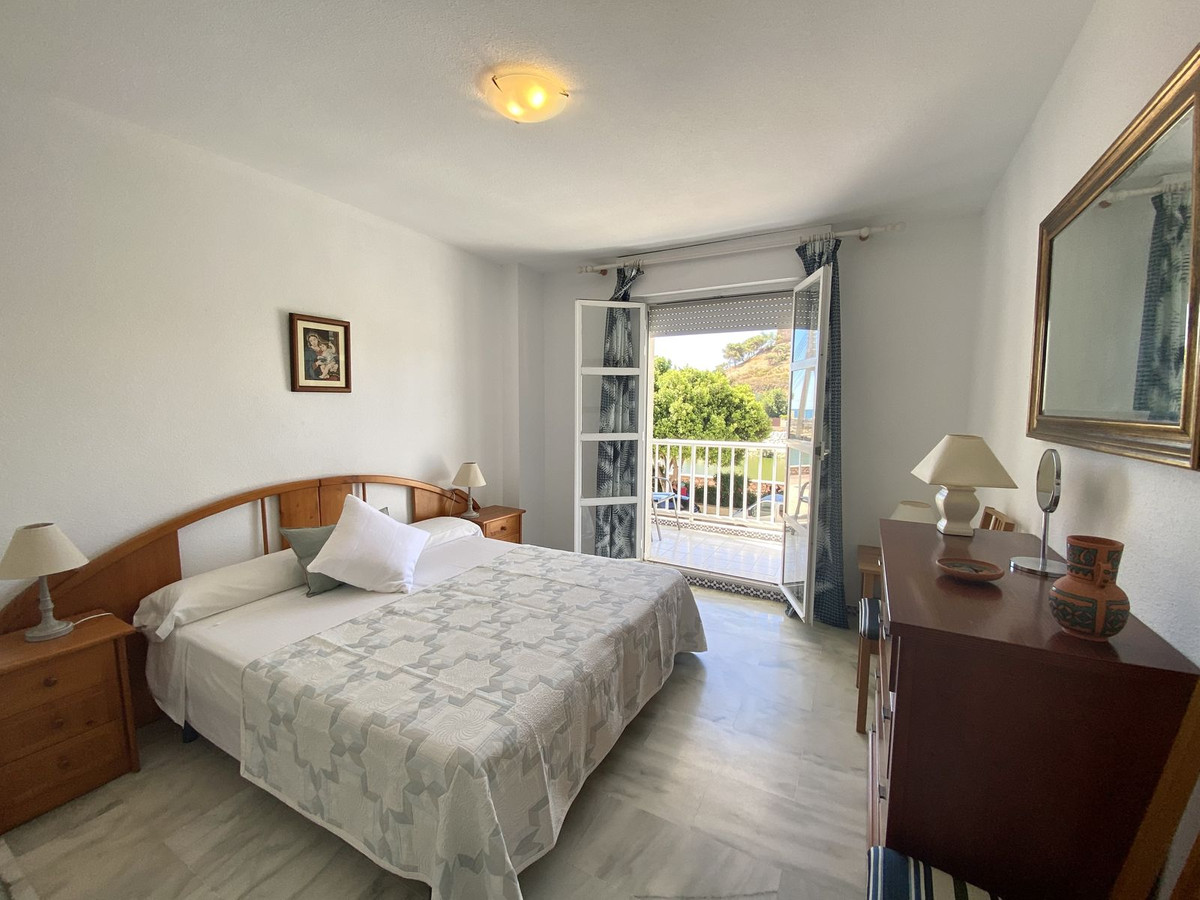 3 Bed Apartment for sale in Fuengirola Costa Del Sol, Málaga, Spain