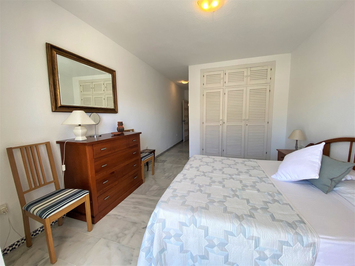 3 Bed Apartment for sale in Fuengirola Costa Del Sol, Málaga, Spain