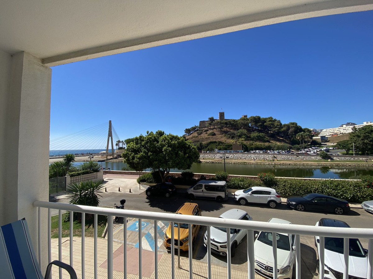 3 Bed Apartment for sale in Fuengirola Costa Del Sol, Málaga, Spain
