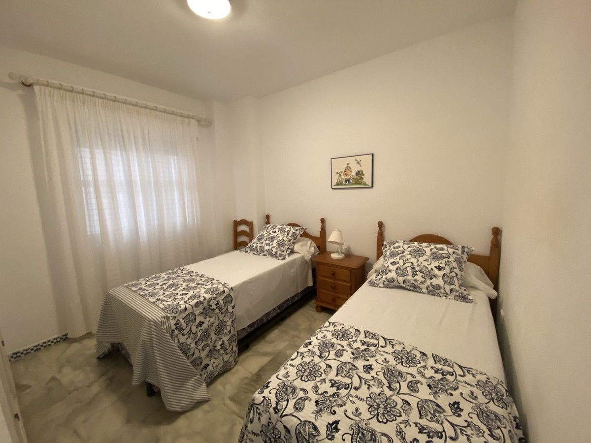 3 Bed Apartment for sale in Fuengirola Costa Del Sol, Málaga, Spain