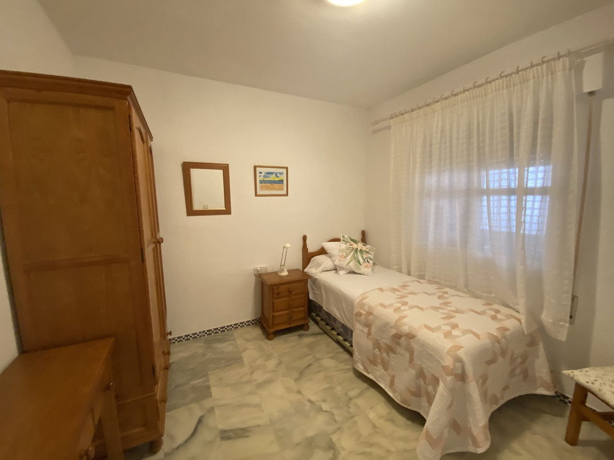 3 Bed Apartment for sale in Fuengirola Costa Del Sol, Málaga, Spain