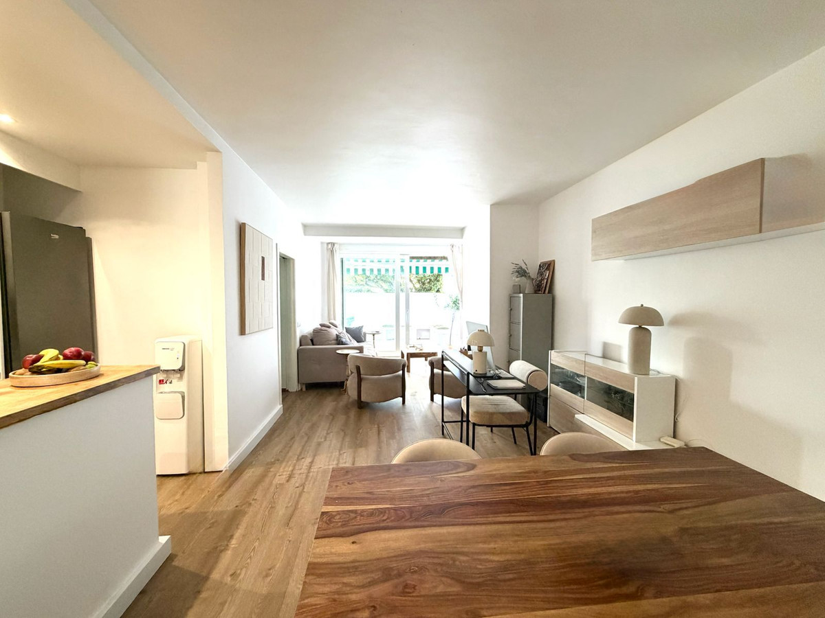 Se vende Apartamento Planta Baja de 2 dormitorios en Costa Del Sol, Málaga, España