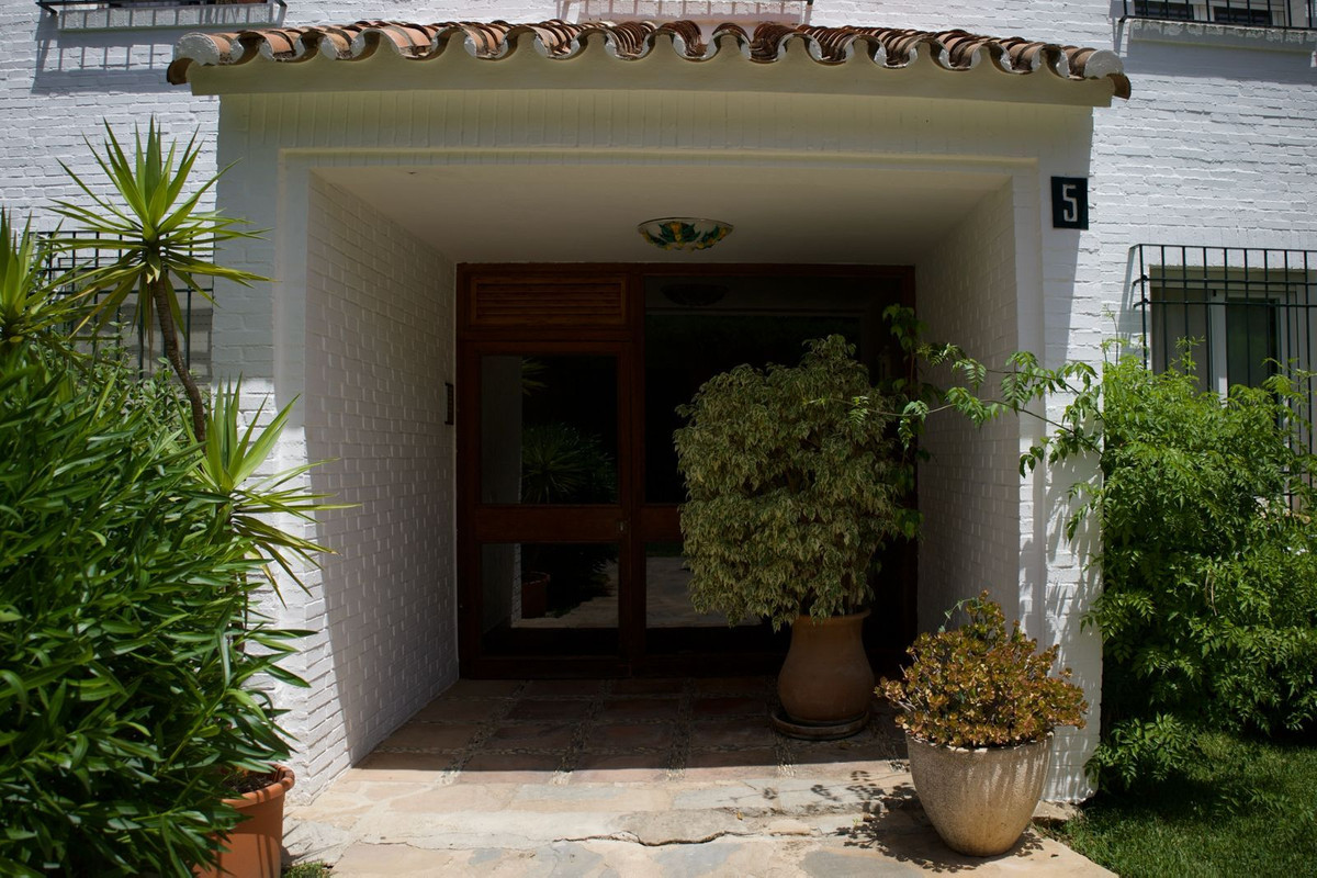 Se vende Apartamento Planta Baja de 2 dormitorios en Costa Del Sol, Málaga, España