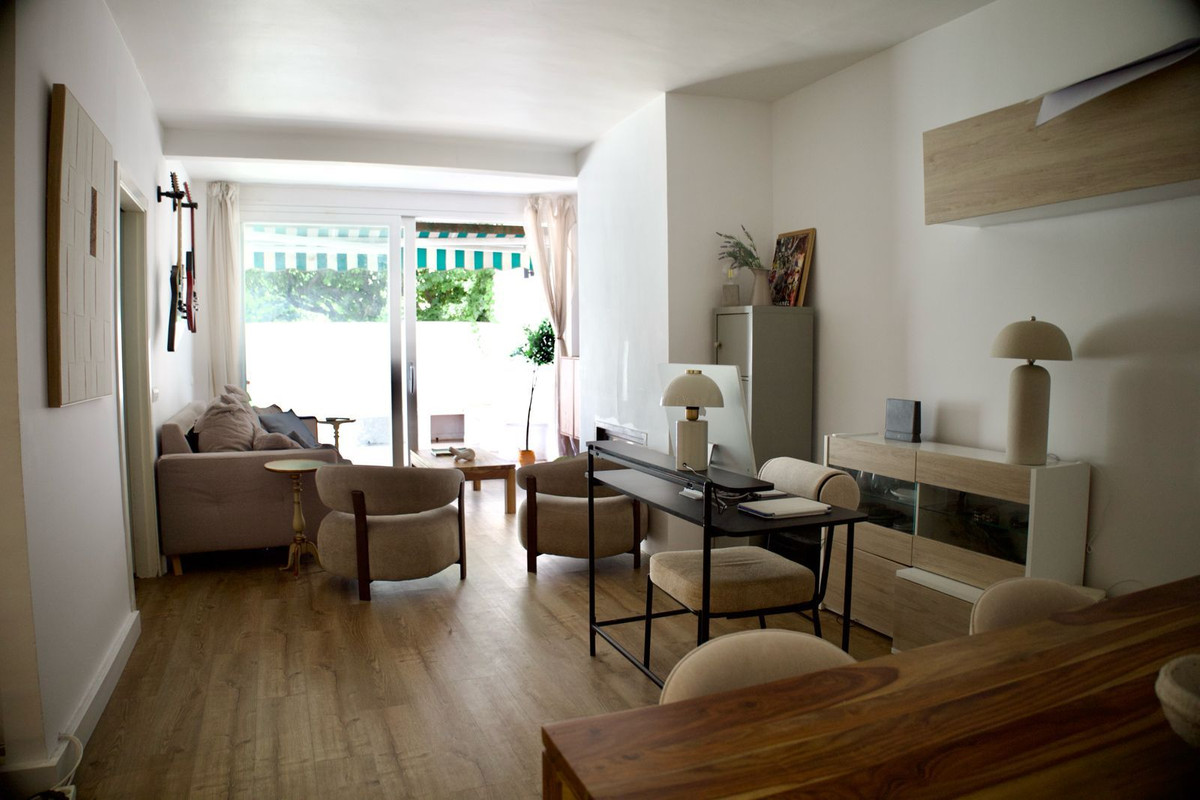 Se vende Apartamento Planta Baja de 2 dormitorios en Costa Del Sol, Málaga, España