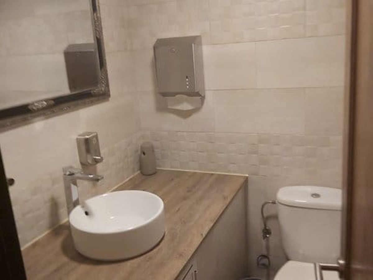 Se vende Restaurante  en Costa Del Sol, Málaga, España