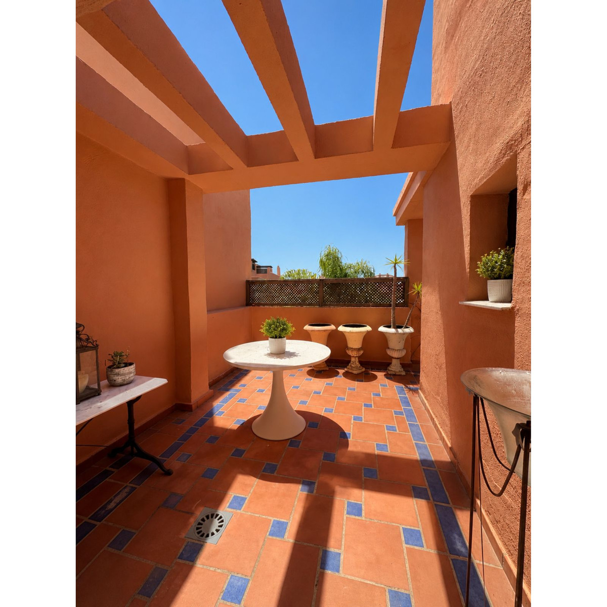 3 Bed Apartment for sale in Estepona Costa Del Sol, Málaga, Spain