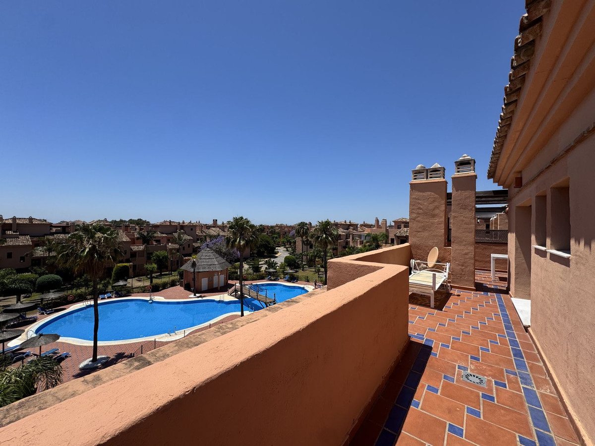 3 Bed Apartment for sale in Estepona Costa Del Sol, Málaga, Spain