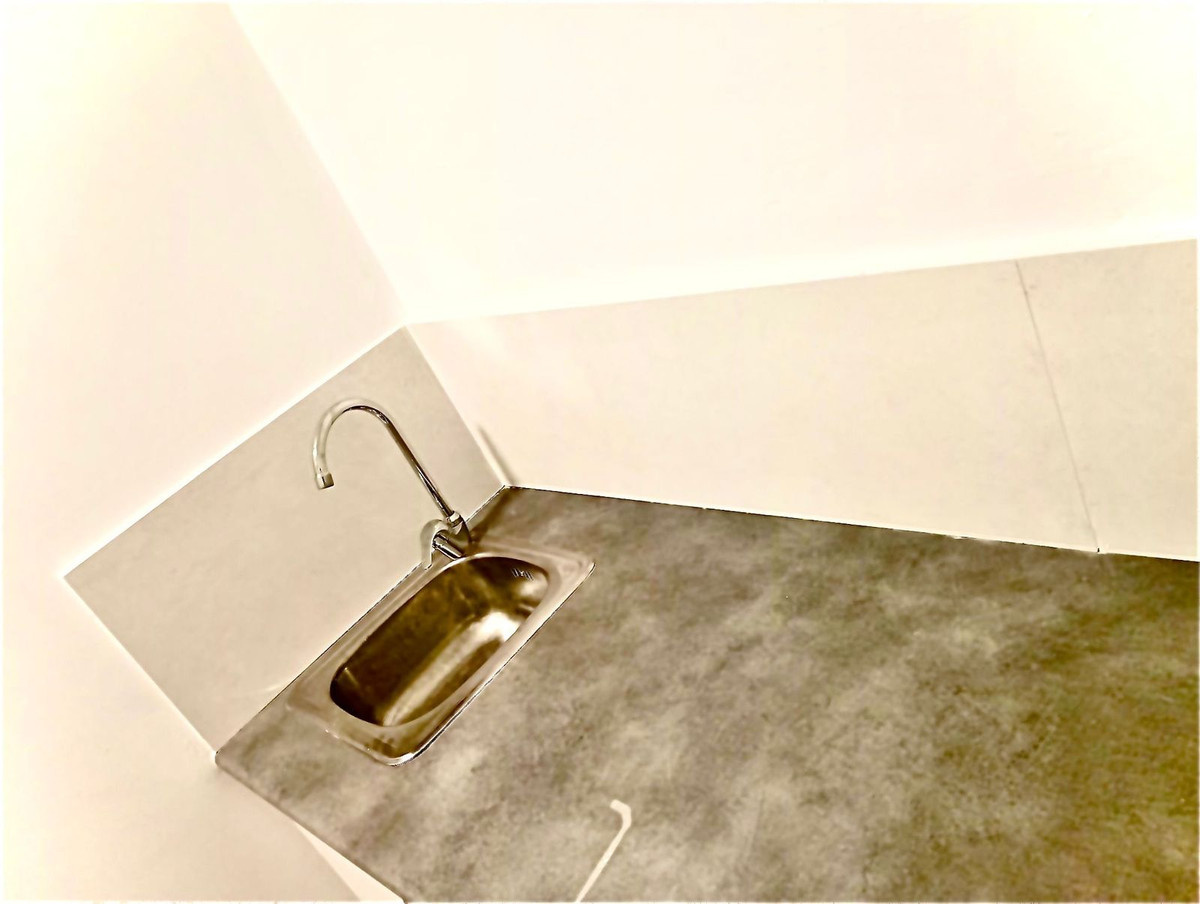 1 Bed Commercial unit for sale in Estepona Costa Del Sol, Málaga, Spain