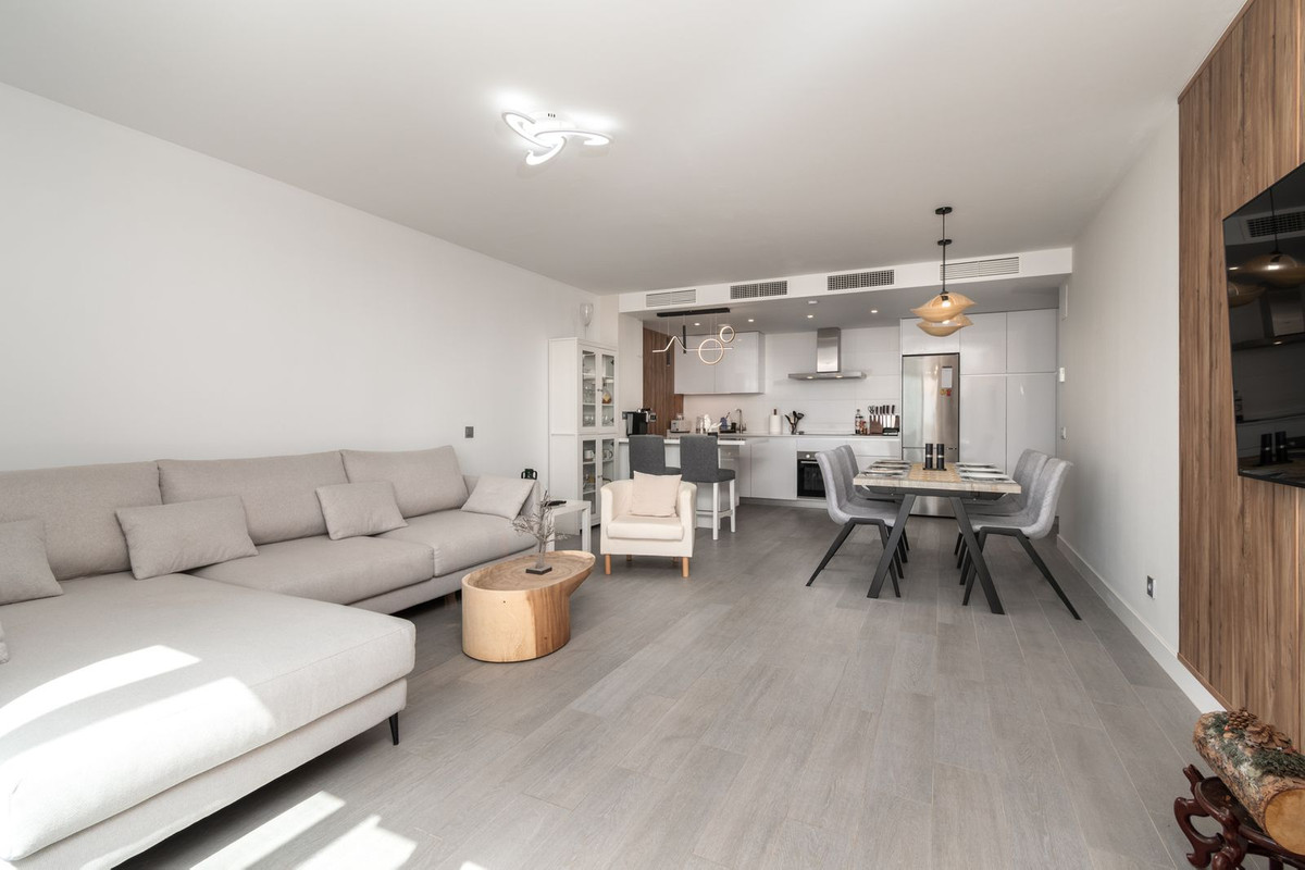 3 Bed Apartment for sale in Benalmadena Pueblo Costa Del Sol, Málaga, Spain
