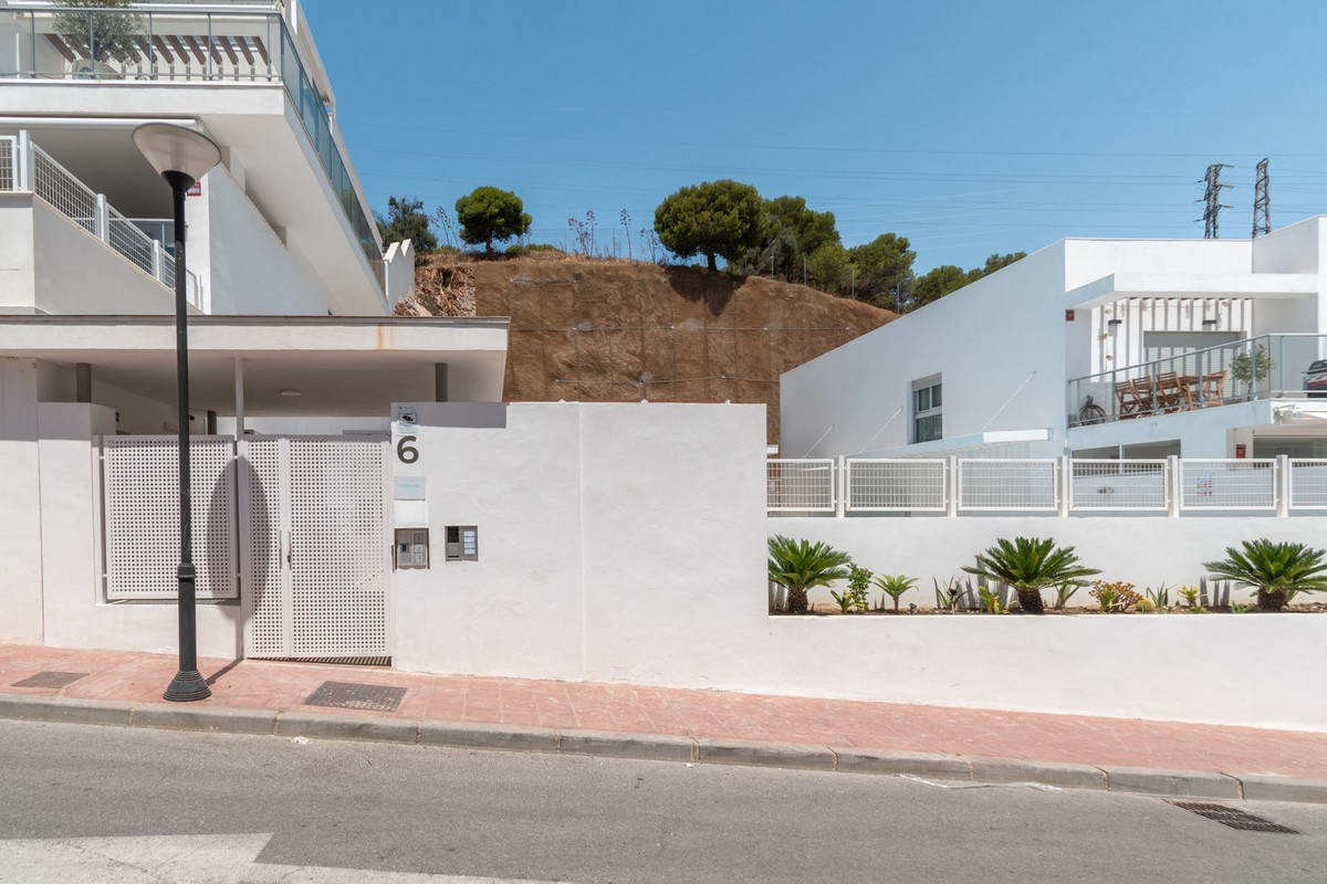 3 Bed Apartment for sale in Benalmadena Pueblo Costa Del Sol, Málaga, Spain