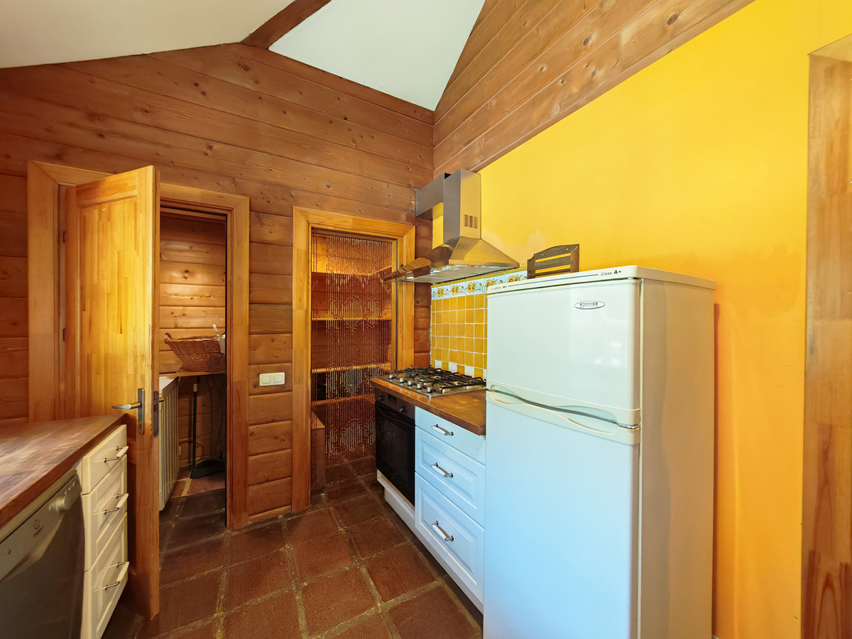 3 Bed Townhouse for sale in Ojén Costa Del Sol, Málaga, Spain