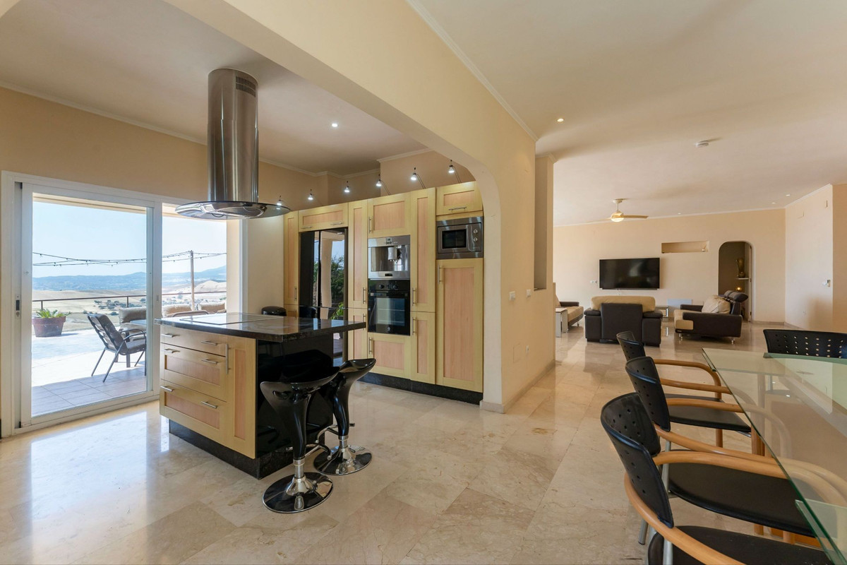 3 Bed Townhouse for sale in Cártama Costa Del Sol, Málaga, Spain