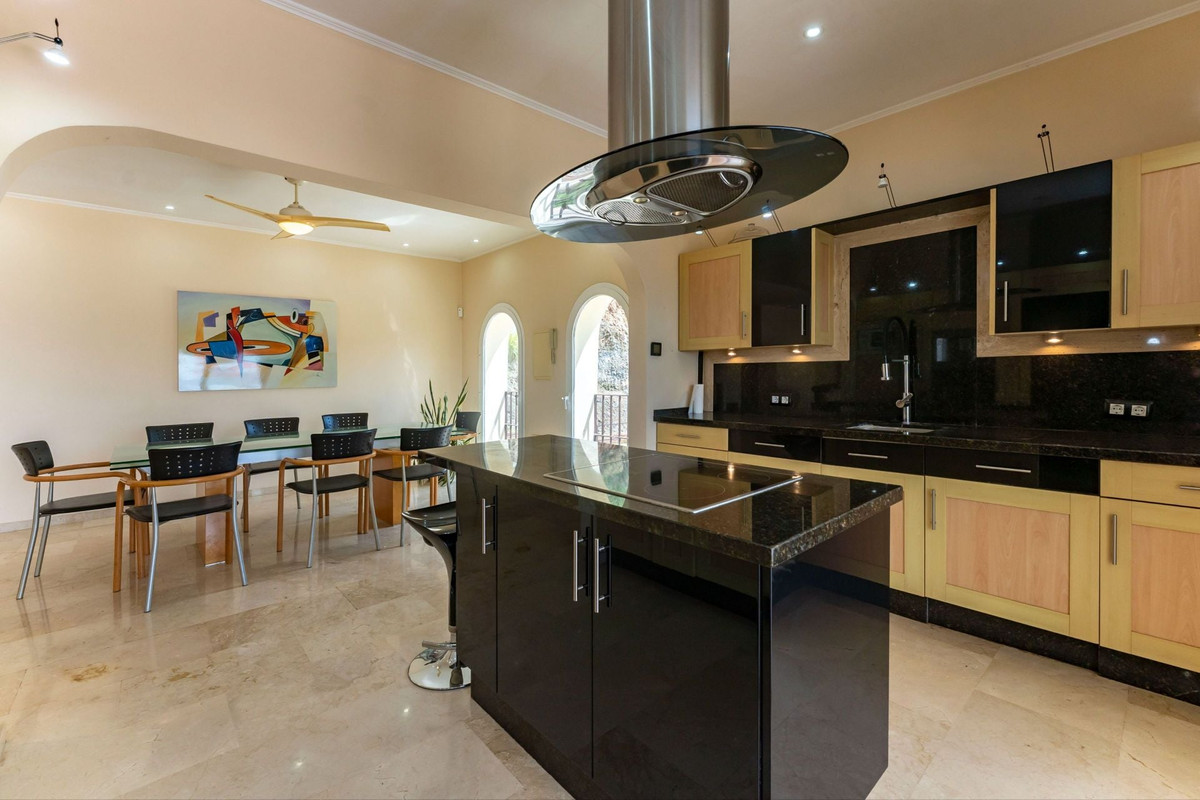 3 Bed Townhouse for sale in Cártama Costa Del Sol, Málaga, Spain