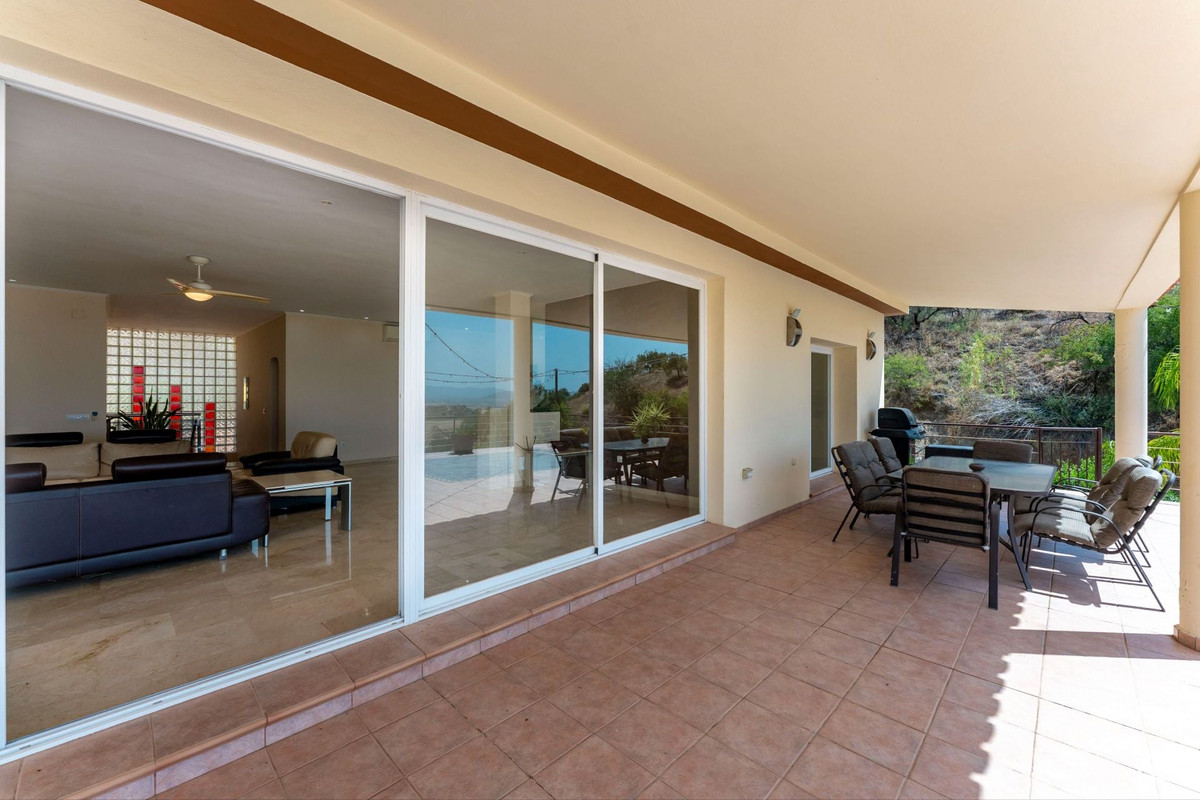 3 Bed Townhouse for sale in Cártama Costa Del Sol, Málaga, Spain