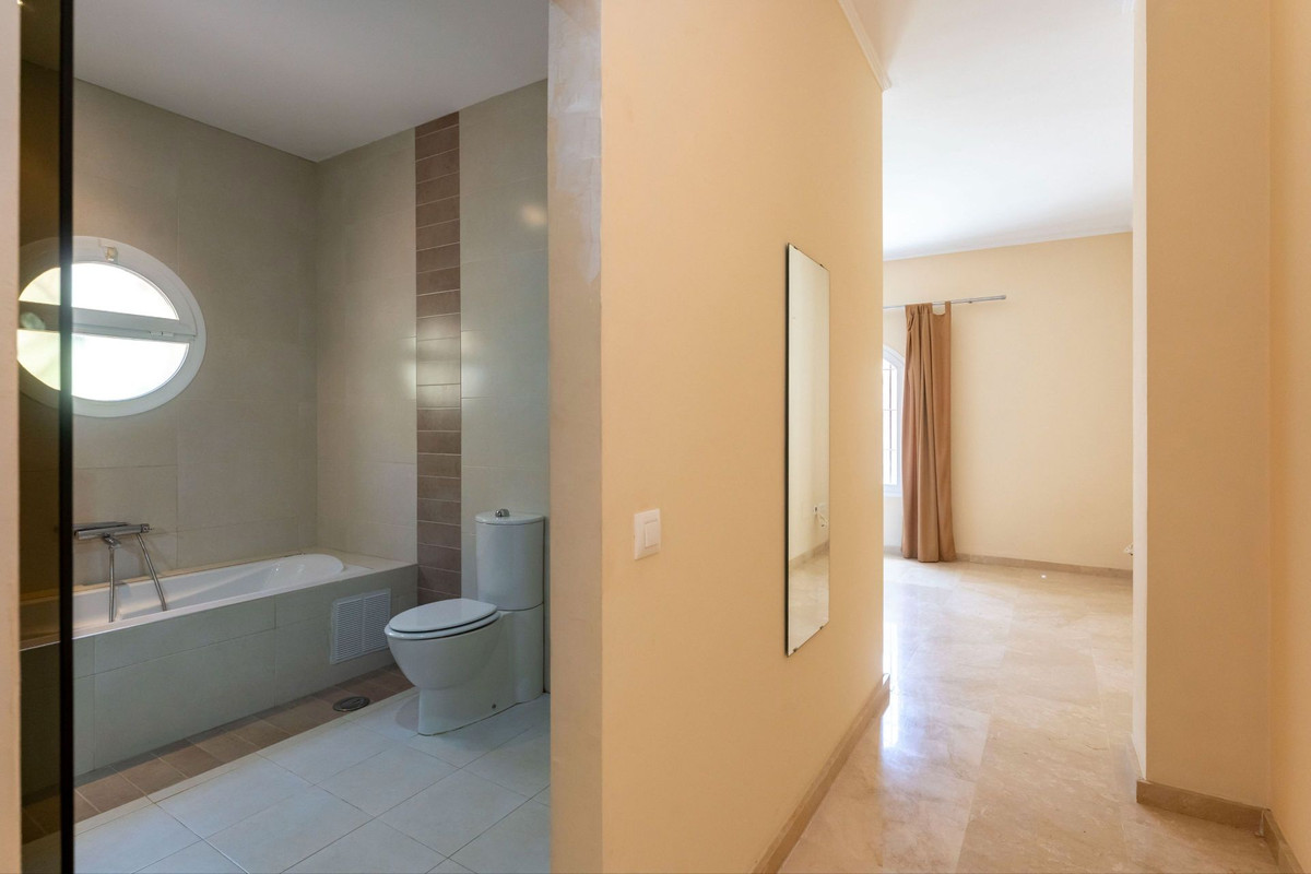 3 Bed Townhouse for sale in Cártama Costa Del Sol, Málaga, Spain