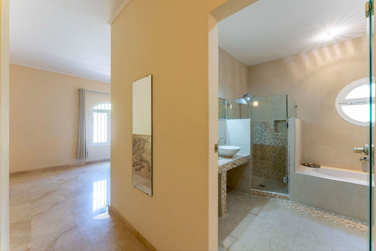 3 Bed Townhouse for sale in Cártama Costa Del Sol, Málaga, Spain
