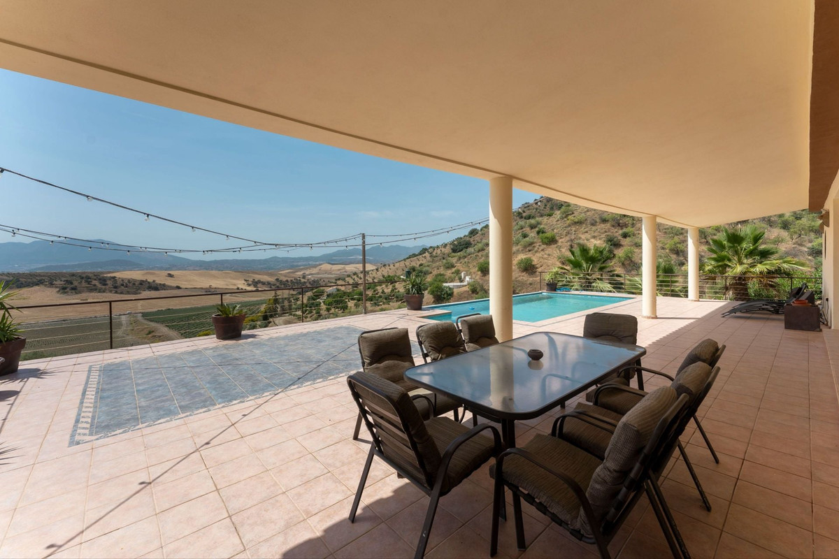 3 Bed Townhouse for sale in Cártama Costa Del Sol, Málaga, Spain