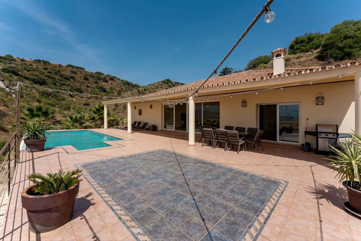 3 Bed Townhouse for sale in Cártama Costa Del Sol, Málaga, Spain