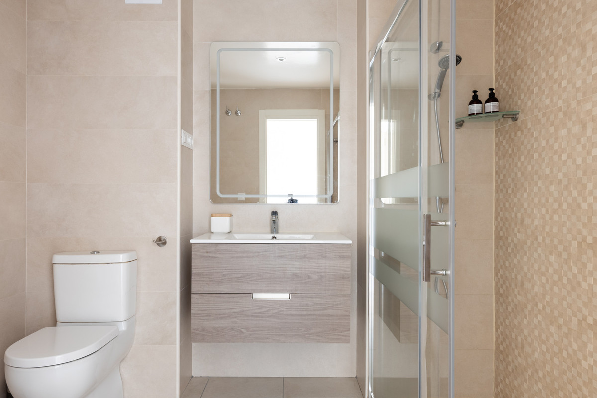 3 Bed Apartment for sale in La Campana Costa Del Sol, Málaga, Spain