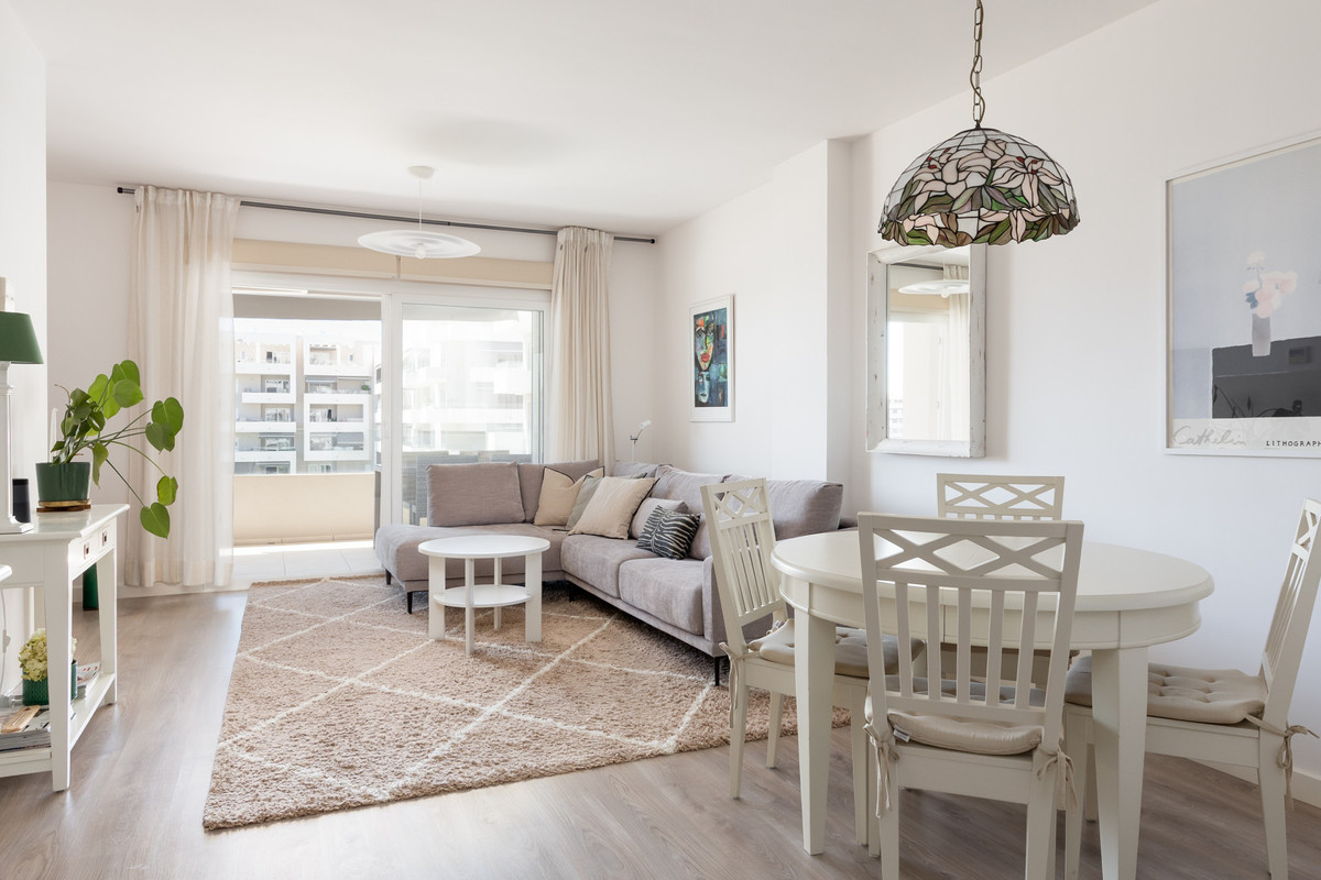 3 Bed Apartment for sale in La Campana Costa Del Sol, Málaga, Spain