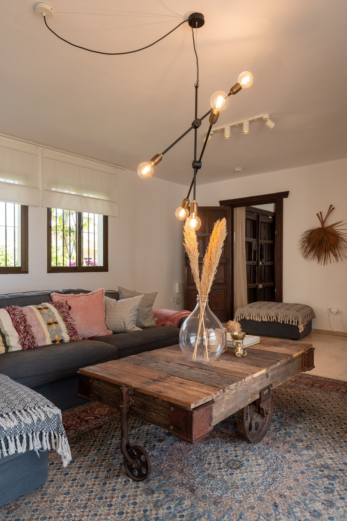 6 Bed Townhouse for sale in Sierrezuela Costa Del Sol, Málaga, Spain